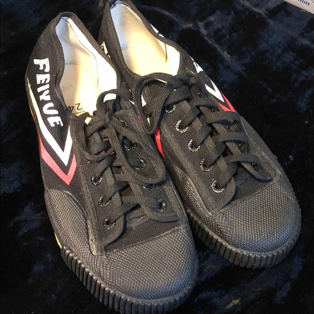 Feiyue Martial Arts Sneakers 7.5 new